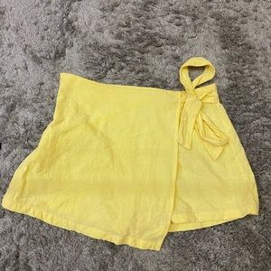 SHEIN Yellow shorts/skirt